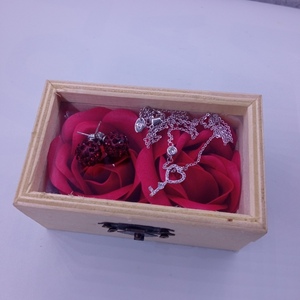 Κουτί με τριαντάφυλλα κολιέ και σκουλαρίκια - ξύλο, ατσάλι, ζιργκόν, σετ δώρου, σετ κοσμημάτων - 4