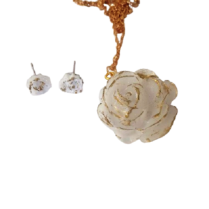 Σετ μενταγιόν τριαντάφυλλο λευκό και χρυσό από υγρό γυαλί 2.5 * 2 * 0,5 εκ - ρητίνη, λουλούδι, κοσμήματα, αγ. βαλεντίνου, φθηνά - 4