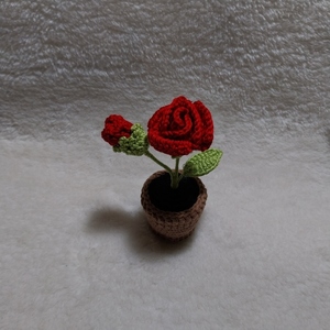 Πλεκτό γλαστράκι με 2 κόκκινα τριαντάφυλλα 14cm - νήμα, τριαντάφυλλο, γλάστρα, διακοσμητικά - 3