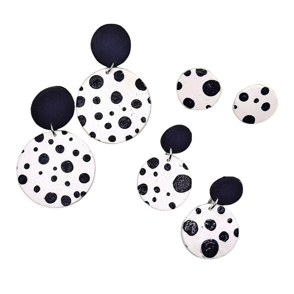 Καρφωτό σκουλαρίκι από πολυμερικό πηλό που μαύρο-λευκό (Polka Dots) σε 3 σχέδια - πουά, πηλός, ατσάλι, φθηνά