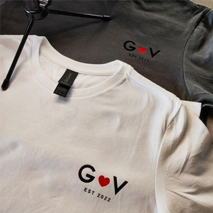 SET 2 T-Shirt για ζευγάρι. Custom tshirt με τα αρχικά του ζευγαριού - 2