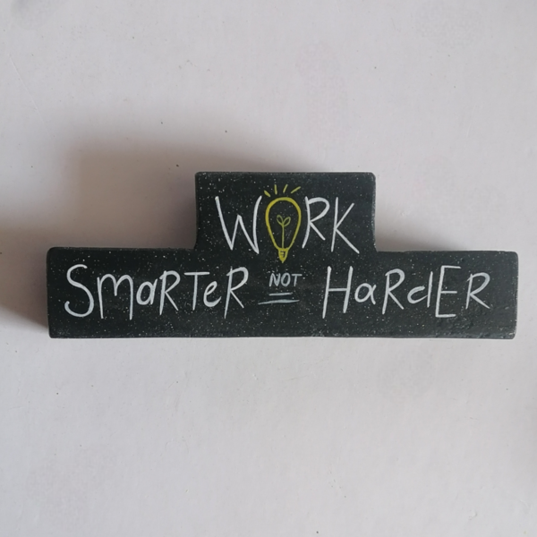 Επιτραπέζιο διακοσμητικό γραφείου WORK_SMARTER_NOT_HARDER τσιμεντένιο ορθογώνιο ανθρακί-άσπρο-κίτρινο16εκΧ5,5εκ - ζωγραφισμένα στο χέρι, αξεσουάρ γραφείου, επιτραπέζιο διακοσμητικό, ειδη δώρων - 3