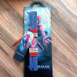 Χειροποίητη Πασχαλινή λαμπάδα με ζωγραφισμένη ξύλινη πλάτη και σελιδοδείκτη Spiderman - λαμπάδες, σετ, για εφήβους, σούπερ ήρωες, προσωποποιημένα