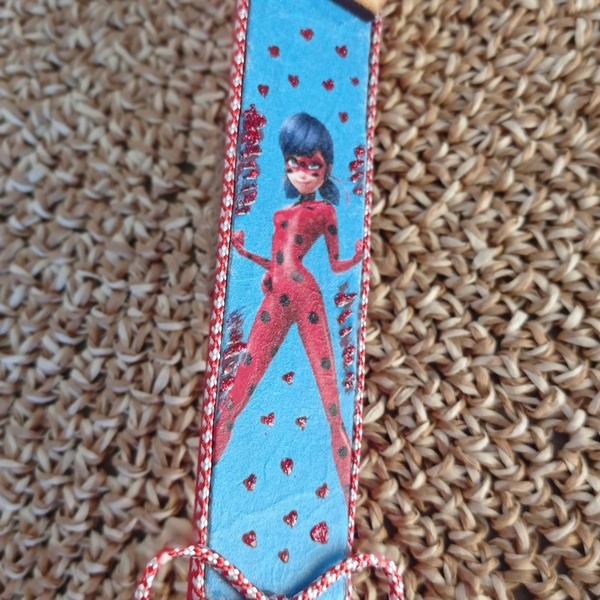 Λαμπάδα πασχαλίτσα κόκκινη για κορίτσια 30××1,5εκ. - κορίτσι, λαμπάδες, πασχαλίτσα, για παιδιά, ήρωες κινουμένων σχεδίων - 2