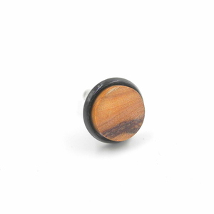 Σκουλαρίκι ανδρικό αυτιού χειροποίητο μοναδικό απο ξύλο ελιάς_029 , Ø 0,9 εκ. - ξύλο, minimal, καρφωτά