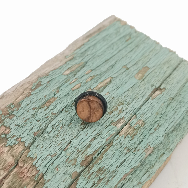 Σκουλαρίκι ανδρικό αυτιού χειροποίητο μοναδικό απο ξύλο ελιάς_025 , Ø 0,9 εκ. - ξύλο, minimal, καρφωτά - 3