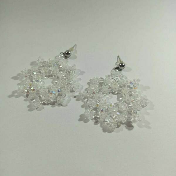 Snowflakes from a fairytale|Χειροποίητα κρεμαστά σκουλαρίκια με ασημένια κουμπώματα - ασήμι 925, χάντρες, μακριά, μεγάλα, καρφάκι - 3