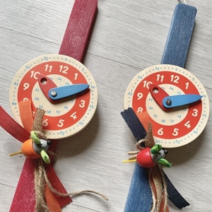 Λαμπάδα με ξύλινο ρολόι εκμάθησης με όνομα (διάμετρος 10 εκ.) κόκκινη ή μπλε - λαμπάδες, για παιδιά, προσωποποιημένα - 2