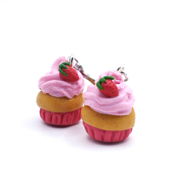 Χειροποίητα σκουλαρίκια από πολυμερικό πηλό "Strawberry Cupcake" με στρόγγυλο κούμπωμα κρικάκι από χειρουργικό ατσάλι - κορίτσι, πηλός, ατσάλι, παιδικά σκουλαρίκια