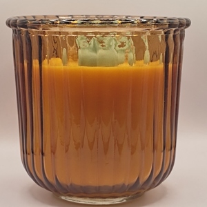 Χειροποίητο αρωματικό κερί 300γρμ κίτρινο με άρωμα ανανά μάνγκο σε γυάλινο ποτήρι ριγέ 10χ10 εκ. με μαργαρίτες - αρωματικά κεριά - 3