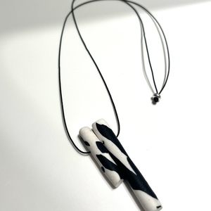Solyn White & Black Necklace with Adjustable Cord Χειροποίητο Κολιέ απο Πολυμερικό Πηλό - επάργυρα, πηλός, κοντά - 2
