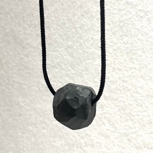 Lapis Fulminis Black Handmade Necklace Χειροποίητο Μαύρο Κολιέ Πολυμερικού Πηλού - επάργυρα, πηλός, κοντά - 2