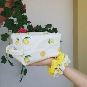 Νεσεσέρ - makeup bag/pouche με σχέδιο λεμόνι - ύφασμα, καλλυντικών, ταξιδίου - 2