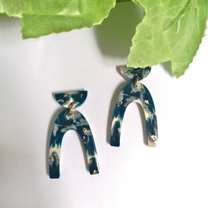 Καρφωτά σκουλαρίκια από υγρό γυαλί σε μπλε-μπεζ χρώμα - γυαλί, μακριά, ατσάλι, μεγάλα - 2