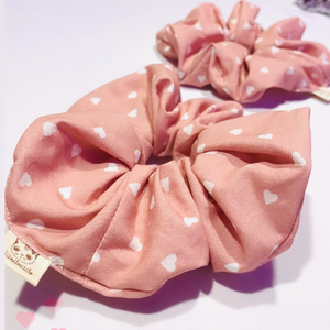 Scrunchies 2 τμχ-σχέδιο καρδούλες ! Χρώμα ροζ-σάπιο μήλο ! - ύφασμα