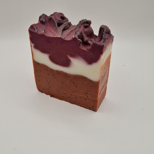 NATURAL HAND MADE SOAPS - ΣΑΠΟΥΝΙΑ ΦΥΤΙΚΑ με ελαιόλαδο, βούτυρο καριτέ, αμυγδαλέλαιο, βούτυρο καρύδας, παραρουνόσπορο & scrub αμυγδάλου 110gr - χεριού, προσώπου, σώματος - 2