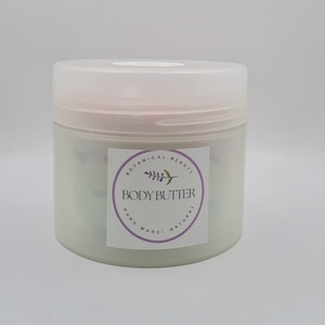 BODY BUTTER με βούτυρο καρυτέ, βούτυρο καρύδας, αμυγδαλέλαιο, έλαιο jojoba, αιθέριο έλαιο βανίλια ή βανίλια καρύδα, βιταμίνη Ε και φυτικά χρώματα. 160γρ - 3