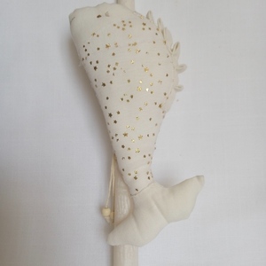 Λαμπάδα στρογγυλή λευκή 35 cm ,ξυστή , με υφασμάτινο ψάρι φάλαινα χειροποίητο - κορίτσι, λαμπάδες, για παιδιά, για ενήλικες, για μωρά