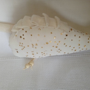 Λαμπάδα στρογγυλή λευκή 35 cm ,ξυστή , με υφασμάτινο ψάρι φάλαινα χειροποίητο - κορίτσι, λαμπάδες, για παιδιά, για ενήλικες, για μωρά - 4