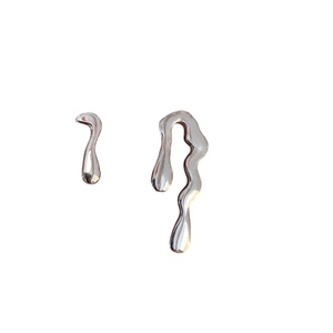 Ασημένια σκουλαρίκια από τη συλλογή ‘Melting’, χειροποίητα φτιαγμένα με την τεχνική του χαμένου κεριού - ασήμι 925, πρωτότυπο, καρφωτά, boho