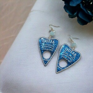 Ακρυλικά σκουλαρίκια με χάντρες Ouija Planchette Blue Earrings - χάντρες, plexi glass, κρεμαστά, μεγάλα, γάντζος - 2