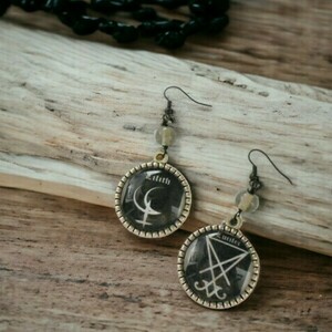 Σκουλαρίκια με γυαλί και χάντρες Lucifer Lilith earrings Occult jewelry - γυαλί, χάντρες, κρεμαστά, γάντζος - 2