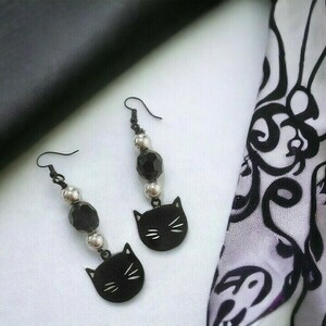 Σκουλαρίκια με μεταλλικά στοιχεία και χάντρες Black cat Earrings Cute cat - γάτα, χάντρες, ατσάλι, κρεμαστά, γάντζος - 2