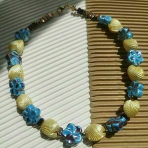 SUNNA NECKLACE - κοχύλι, πηλός, απαραίτητα καλοκαιρινά αξεσουάρ, λουλούδι, boho