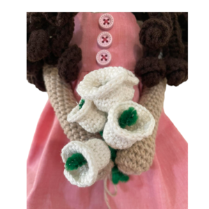 Πλεκτή ανοιξιάτικη κούκλα με μπουκέτο λουλουδιών - κορίτσι, λούτρινα, amigurumi, πλεχτή κούκλα - 3