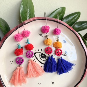 Mexican Collection|Howlite Peace Sign and Gemstones| Pom pons &Tassels - ημιπολύτιμες πέτρες, χάντρες, boho, σταθερά