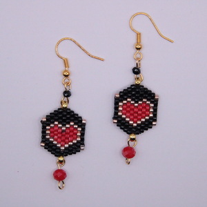 Κρεμαστά σκουλαρίκια από χάντρες με σχέδιο καρδιά, με κόκκινο και μαύρο χρώμα, 6 cm - χάντρες, μικρά, ατσάλι, boho, φθηνά