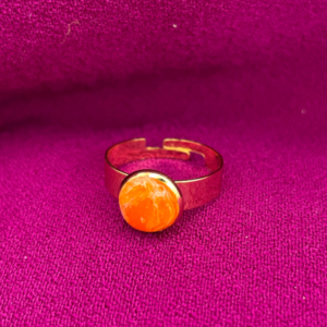 Χλόη | Χειροποίητο αυξομειούμενο δαχτυλίδι με πορτοκαλί ή πράσινο χρώμα πηλού και λευκά νερά & ρητίνη - πηλός, boho, αυξομειούμενα, φθηνά