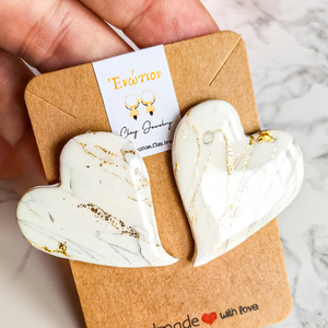 Λευκά σκουλαρίκια από πολυμερικό πηλό σε σχήμα καρδιάς με εφέ μάρμαρο / Stone Hearts - καρδιά, ρητίνη, πηλός, ατσάλι, φθηνά - 3