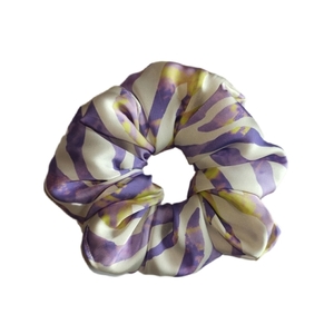 The makeba handmade purple-lime zebra scrunchie - ύφασμα, λαστιχάκια μαλλιών - 2