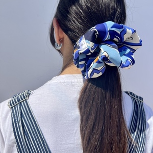 Blue storm XL scrunchie - ύφασμα, για τα μαλλιά, λαστιχάκια μαλλιών, μεγάλα scrunchies - 2