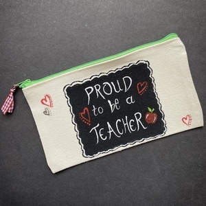 Ζωγραφισμένη κασετίνα “Proud to be a teacher” - χειροποίητα