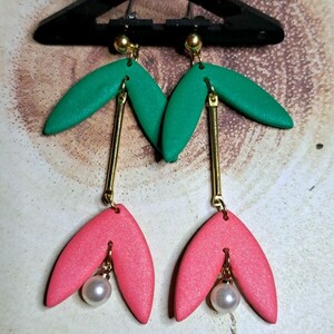Tulip Earrings 1, Polymer Clay Earrings - πηλός, λουλούδι, καρφάκι