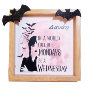 Προσωποποιημένο καδράκι " Wednesday " - πίνακες & κάδρα, κορίτσι, προσωποποιημένα, παιδικά κάδρα