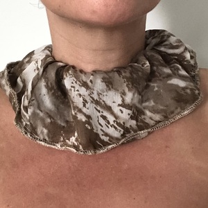 Scrunchy μεγάλο καφέ άσπρο - ύφασμα, λαστιχάκια μαλλιών - 4