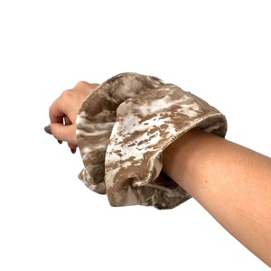 Scrunchy μεγάλο καφέ άσπρο - ύφασμα, λαστιχάκια μαλλιών - 5