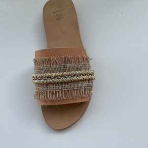 Boho χειροποίητα στολισμένα σανδάλια χωρίς λουριά με χρυσές λεπτομέρεις - δέρμα, boho, φλατ, slides - 2