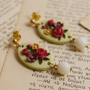 Hartfield Radiance Earrings | Φλοράλ Σκουλαρίκια Κρεμαστά με Φούξια Τριαντάφυλλα (Ατσάλι, Πολυμερικός Πηλός) (5εκ.) - επιχρυσωμένα, μακριά, λουλούδι, ατσάλι, κρεμαστά - 2