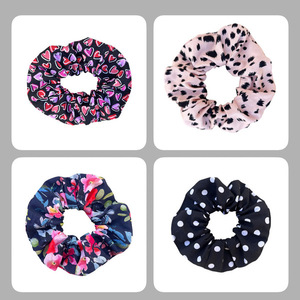 Χειροποίητο υφασμάτινο scrunchy 12 cm vine garden - ύφασμα, λαστιχάκια μαλλιών, μεγάλα scrunchies - 4
