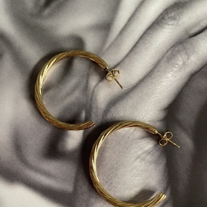 Summer medium size hoops - ατσάλι, καρφάκι