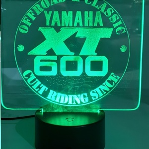 XT 600 YAMAHA - 2