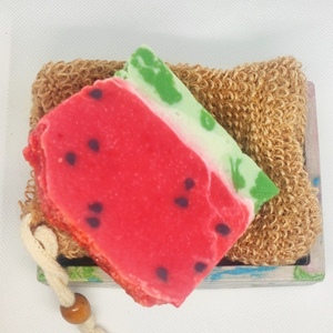 Σετ σαπουνοθήκη με σαπούνι watermelon και δώρο ένα σφουγγάρι θήκη από λούφα. - 3