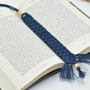 Χειροποίητος μακραμέ σελιδοδείκτης μπλε σκούρο - 2
