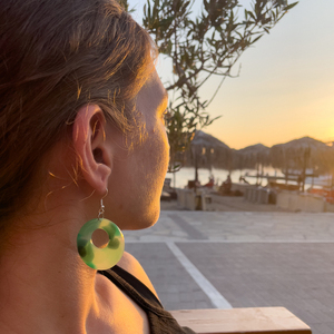 Green Dangles | Μεγάλα Πράσινα Κρεμαστά Σκουλαρίκια - γυαλί, ρητίνη, boho, μεγάλα, γάντζος