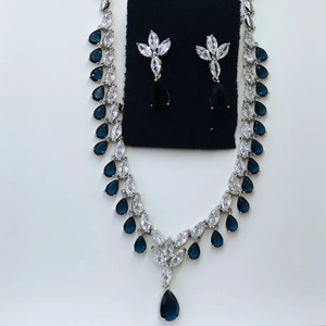 '' Blue shine '' Σετ κοσμημάτων νυφικό και επίσημες περιστάσεις με κολιέ και σκουλαρίκια από κρύσταλλα ζιρκον σε ασημί με μπλε πέτρες - ασήμι, ορείχαλκος, ασήμι 925, νυφικά, επιπλατινωμένα - 2