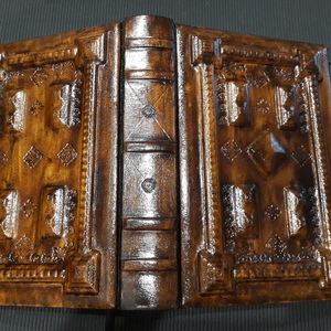 4 Δερμάτινο σημειωματάριο σε διαστάσεις 17x25cm .Το εσωτερικό αποτελείται από λευκό χαρτί [100g].Έχει 300 σελίδες οι οποίες είναι κενές(wood2) - είδη γάμου, τετράδια & σημειωματάρια, ειδη δώρων - 2